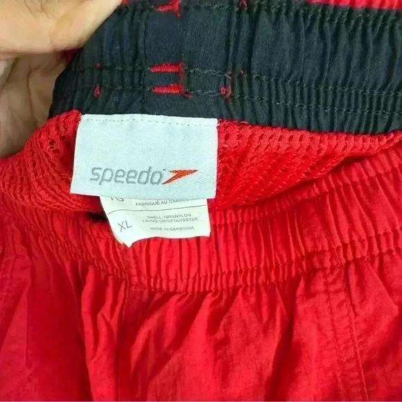 Speedo Men’s Red Lined Nylon Swim Trunks Athletic Beach Surf Soccer Shorts XL - Picture 9 of 10